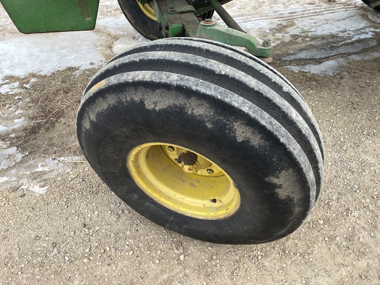 john-deere-4440-image-9