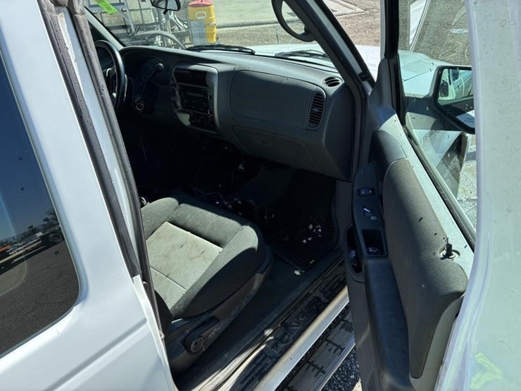 2010-ford-ranger-image-9