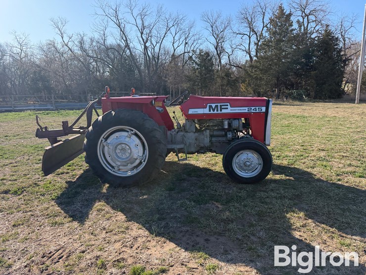 1978-massey-ferguson-245-image-4