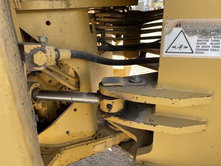 2006-caterpillar-815f-image-22