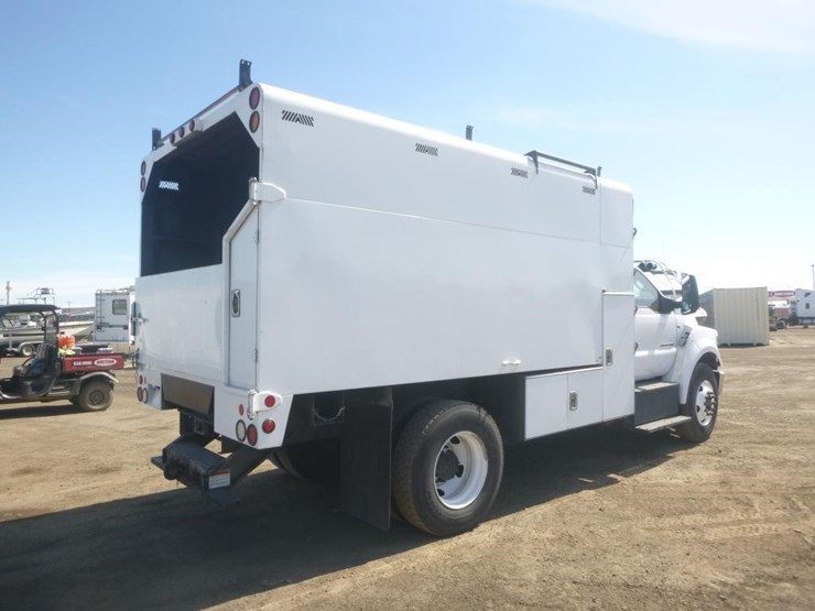 2019-ford-f750-image-3
