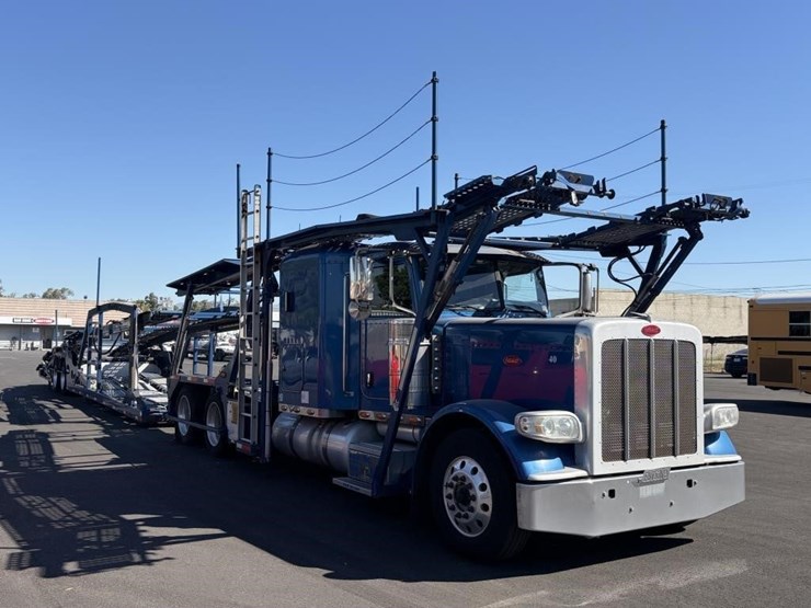 2017-peterbilt-389-image-2