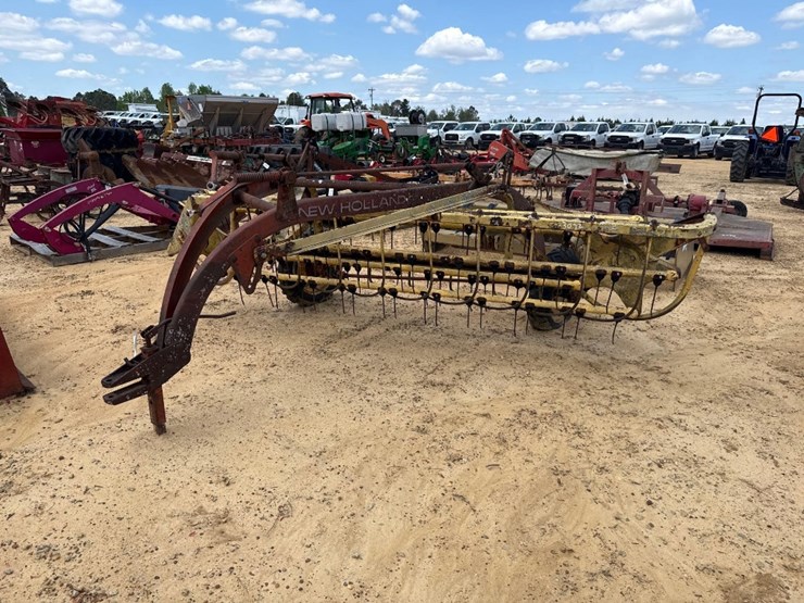 new-holland-256-image-2