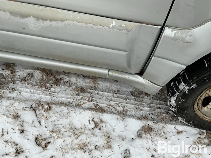 2002-suzuki-grand-vitara-image-13