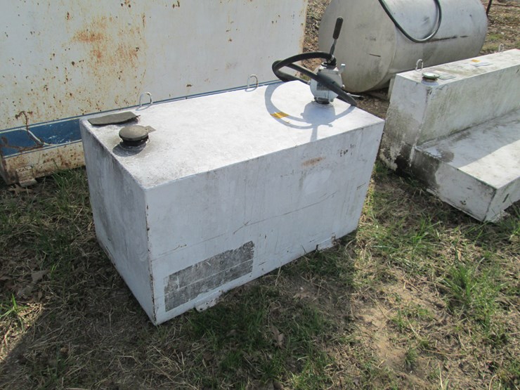 #44010-•-100gal-fuel-tank-image-2