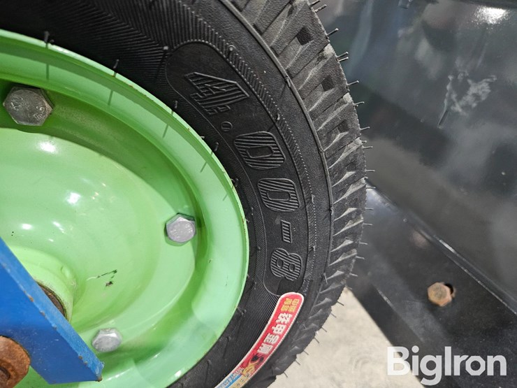 2025-massey-ferguson-730-image-17