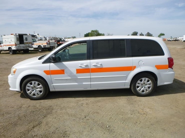 2014-dodge-grand-caravan-image-6