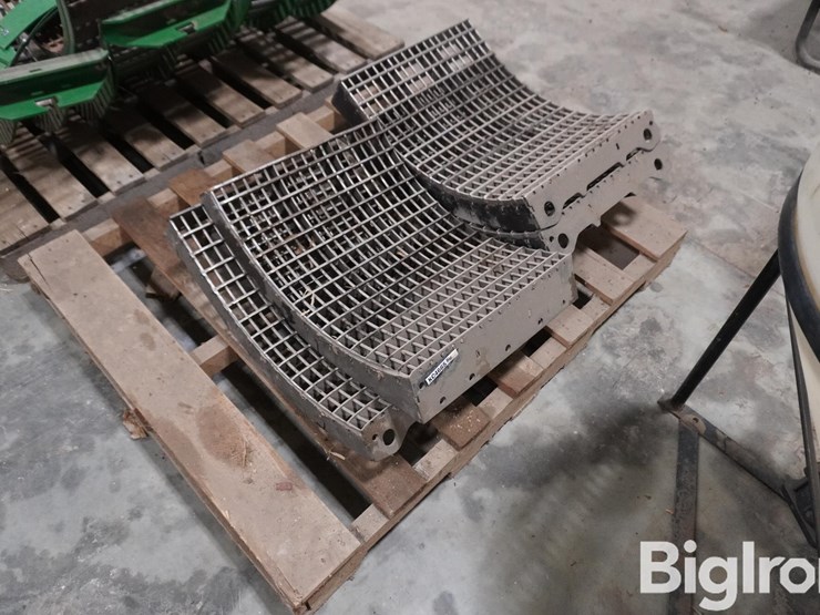 case-ih-7010-image-1