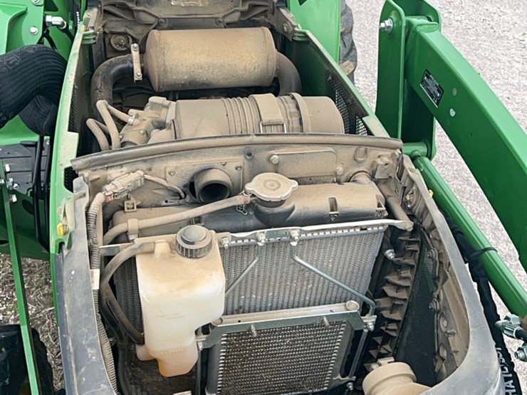 john-deere-3025e-image-10