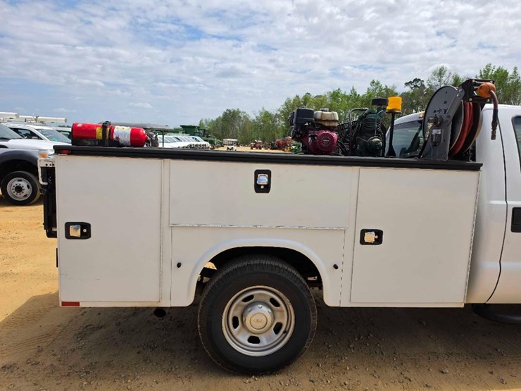 2015-ford-f350-image-7