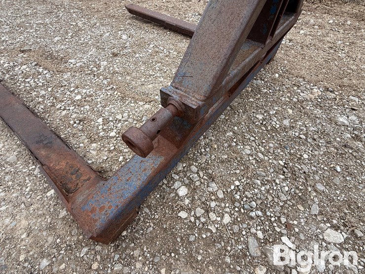 3--pt-mounted-bale-fork-image-13