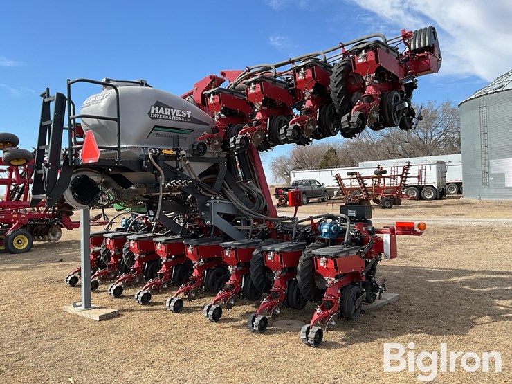 international-70-image-5