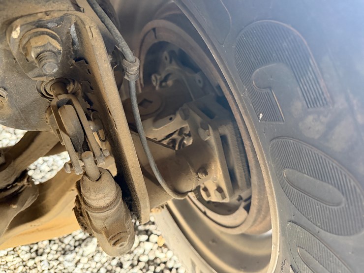 2018-freightliner-122sd-image-25