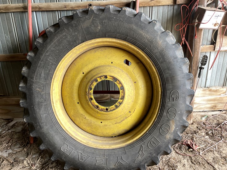 john-deere-4840-image-52