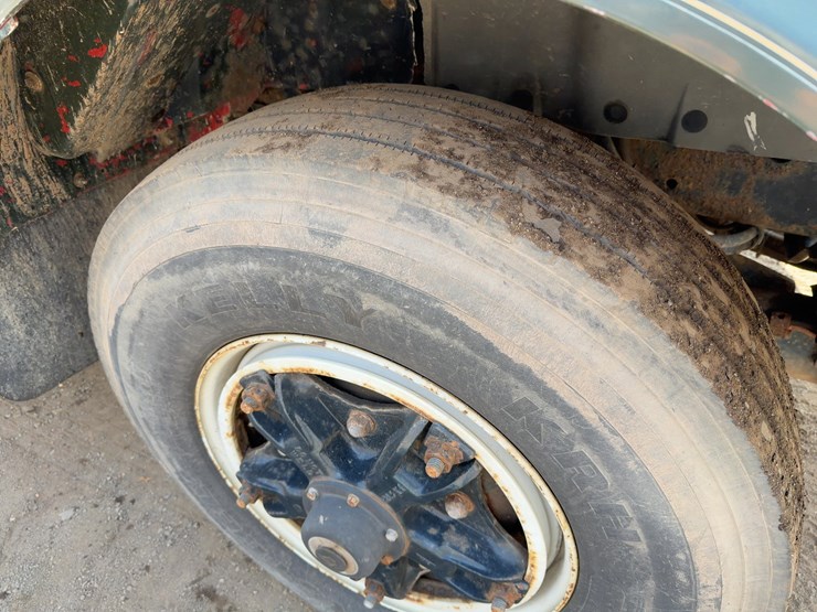 1992-international-4900-image-11