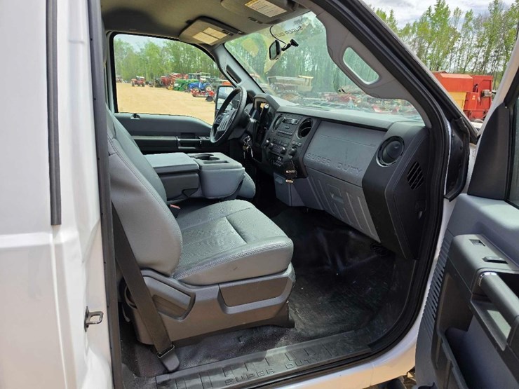 2015-ford-f350-image-10