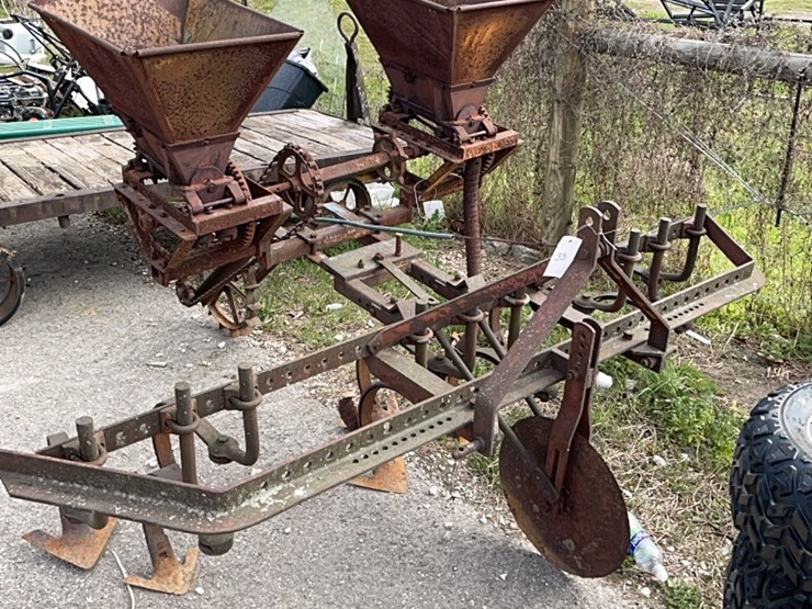 3-point-planter-image-1