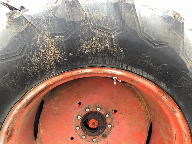 #105-•-case-1030-comfort-king-diesel-tractor-with-duals-image-39