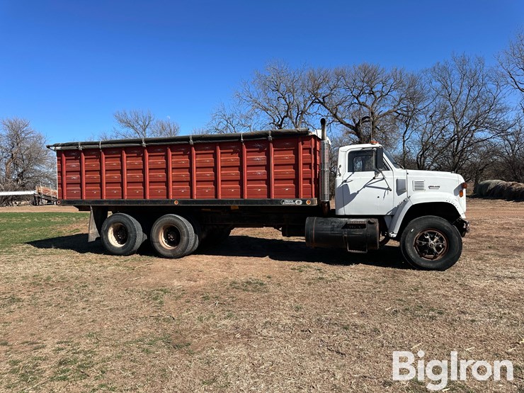 1977-gmc-9500-image-4