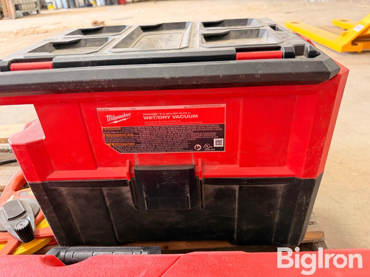 milwaukee-tools-&-batteries-image-12
