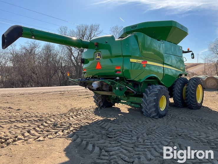 2013-john-deere-s680-image-5