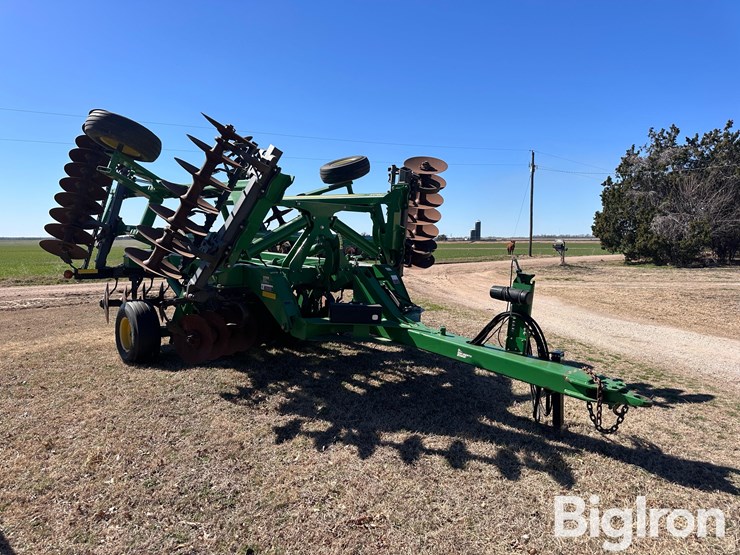 2014-john-deere-2623-image-3