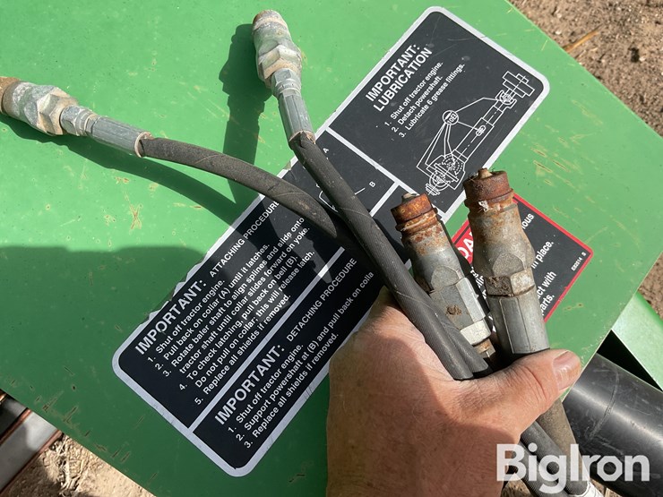 john-deere-568-image-12