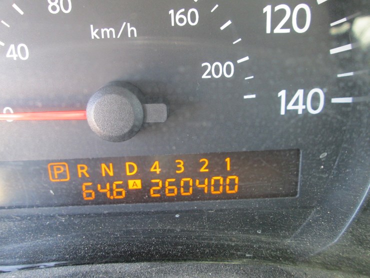 2004-nissan-titan-image-39