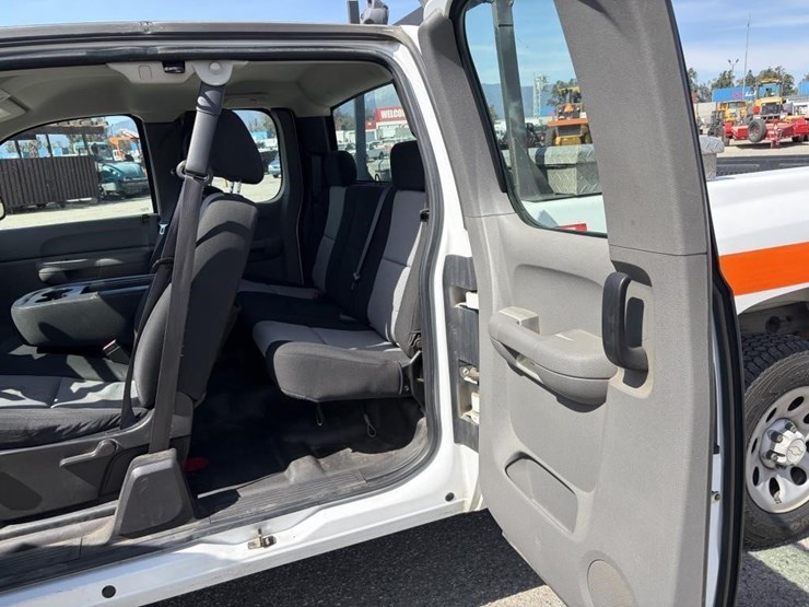 2008-chevrolet-1500-image-11