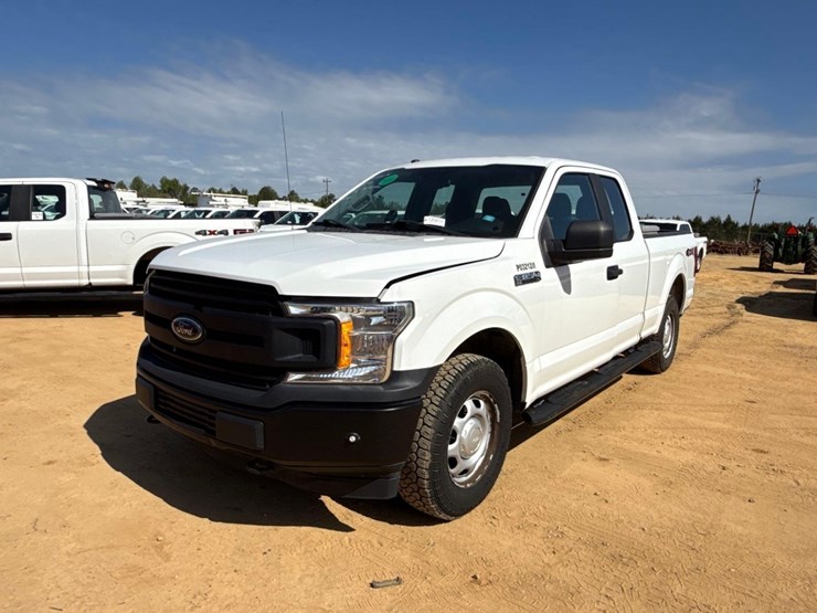 2018-ford-f150-xl-image-2