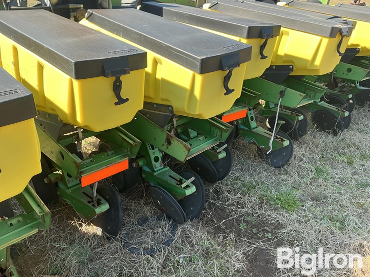 john-deere-1730-image-10