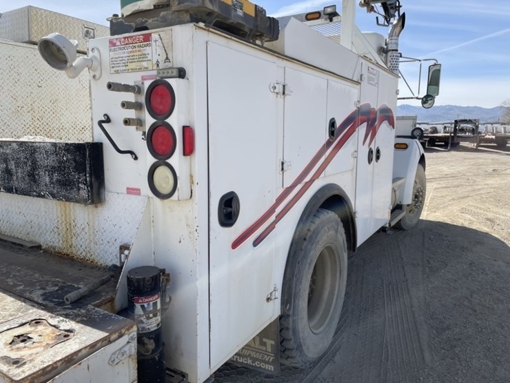 2007-kenworth-t300-image-25