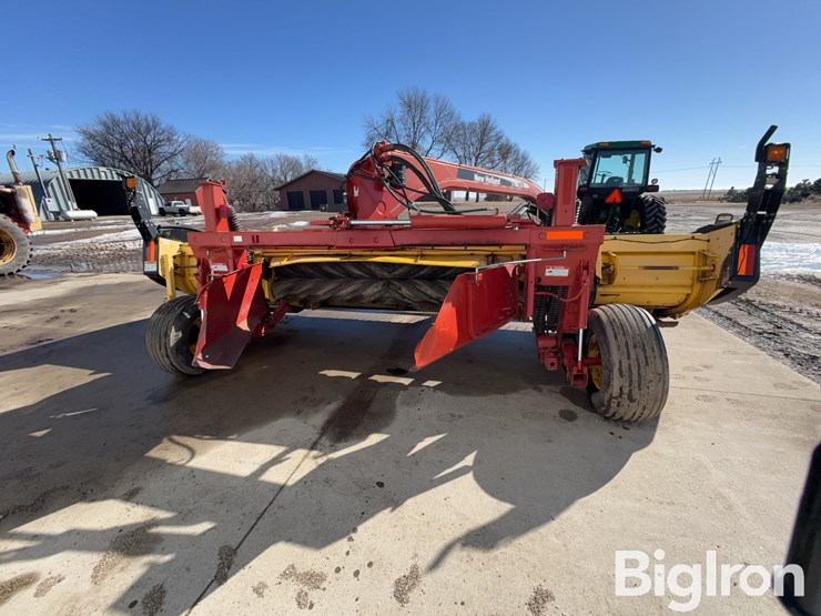 new-holland-1475-image-6