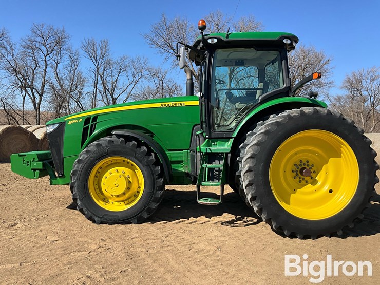 2013-john-deere-8310r-image-8