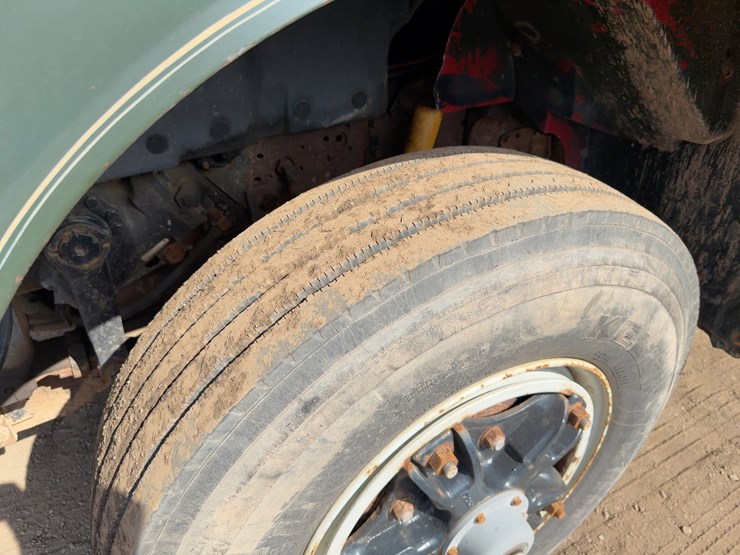 1992-international-4900-image-9