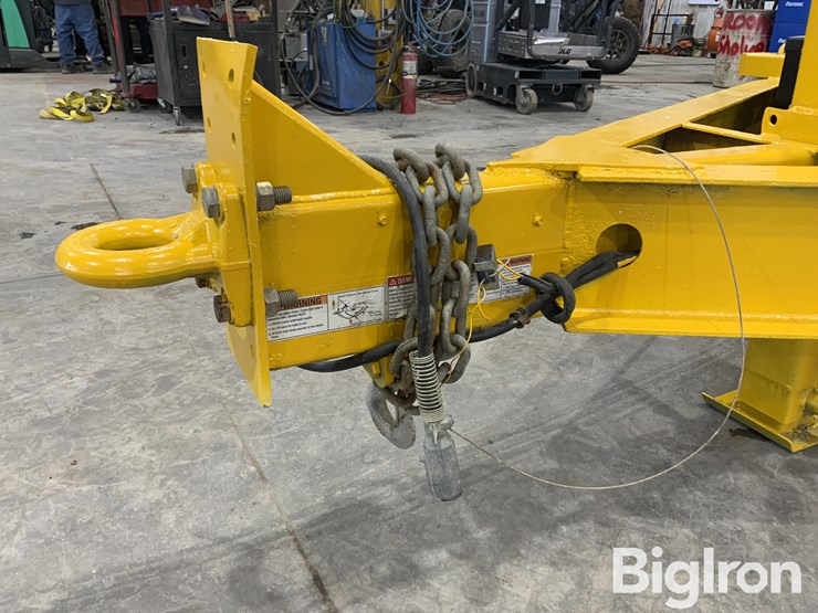 2017-massey-ferguson-730-image-9