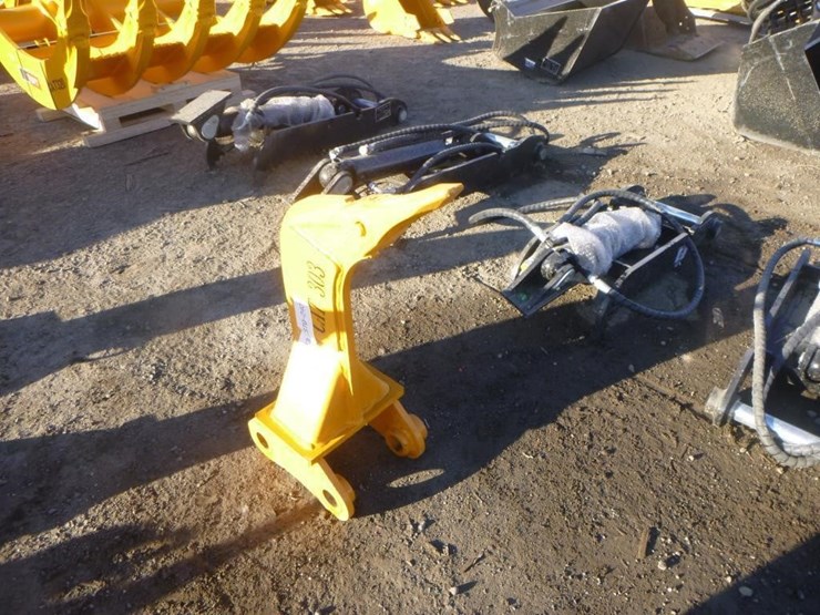 caterpillar-303-image-2