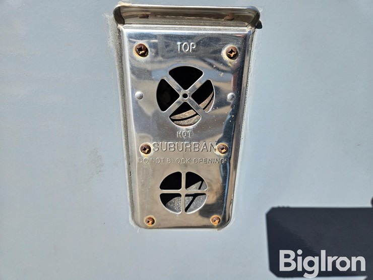 2020-massey-ferguson-730-image-12