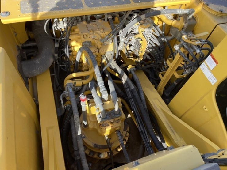 2016-komatsu-pc360-lci-11-image-42