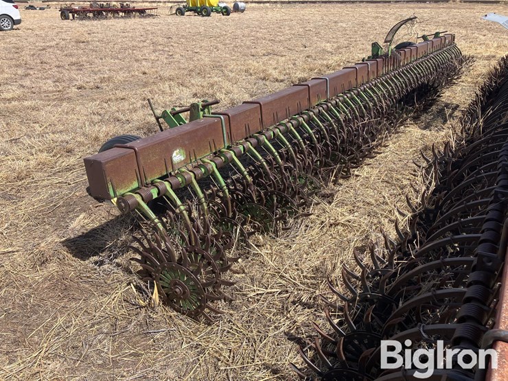 john-deere-400-image-7