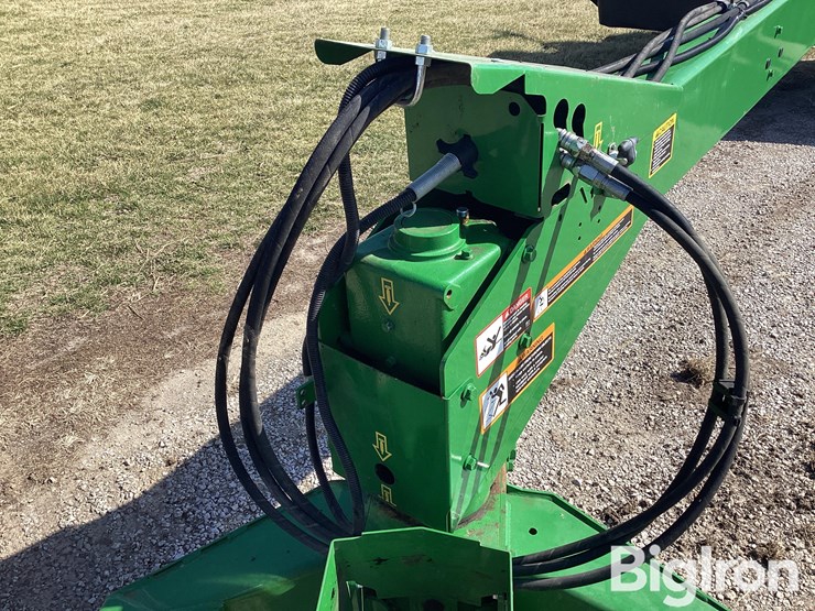 2022-john-deere-c450-image-16