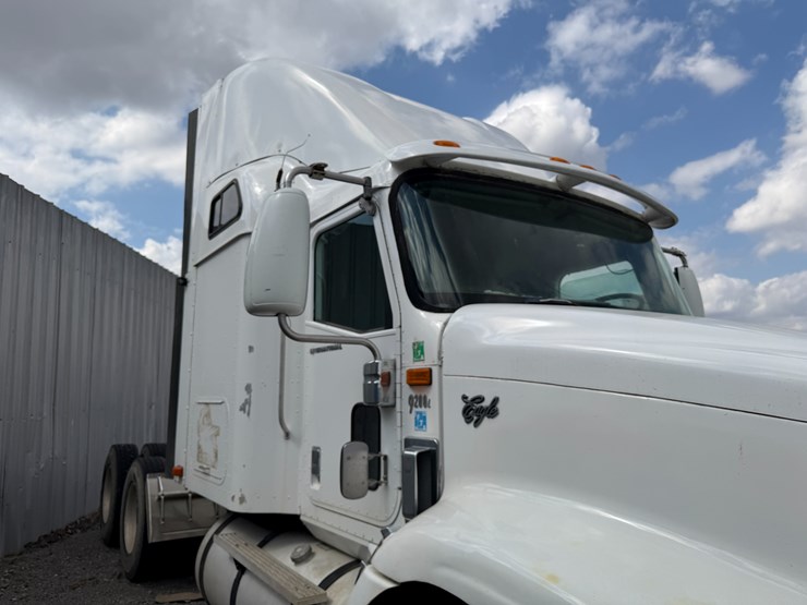 2002-international-9200i-image-40