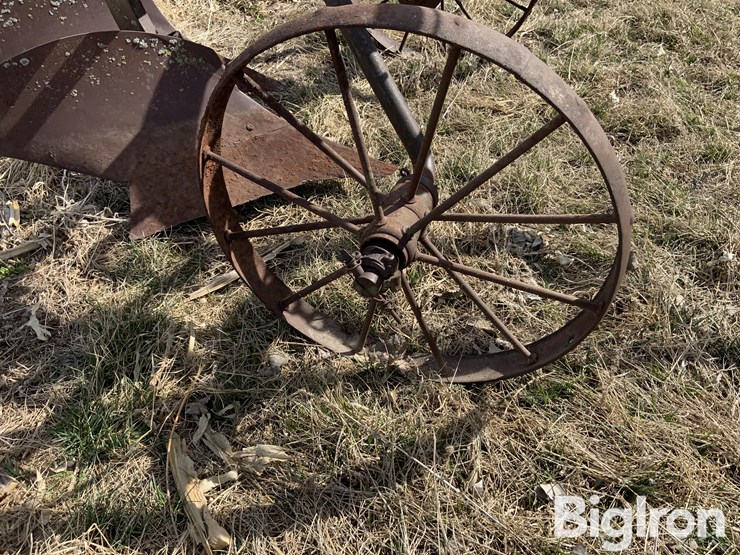 2-john-deere-2-image-13