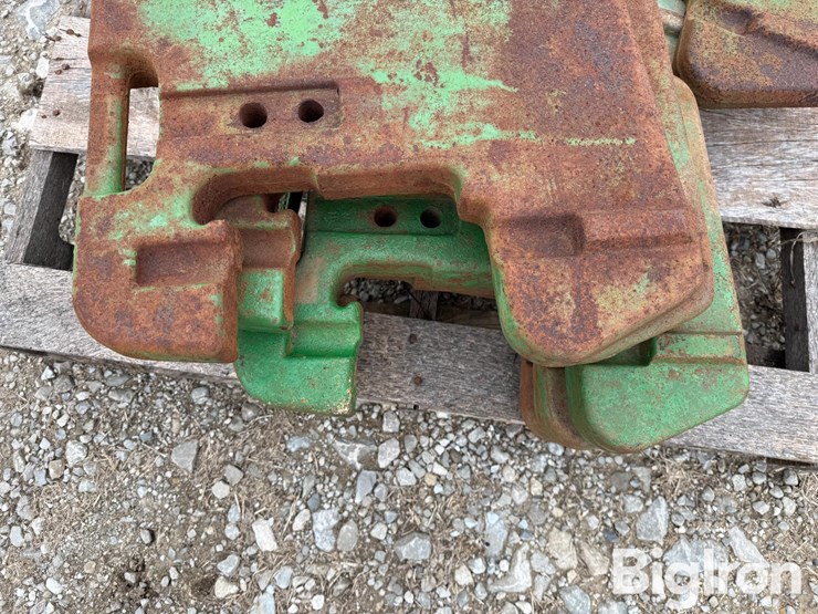 john-deere-suitcase-weights-image-12