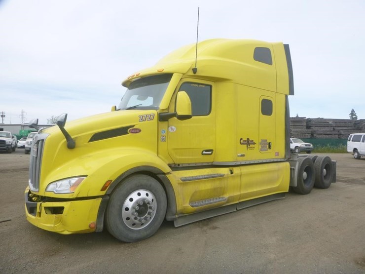 2024-peterbilt-579-image-1