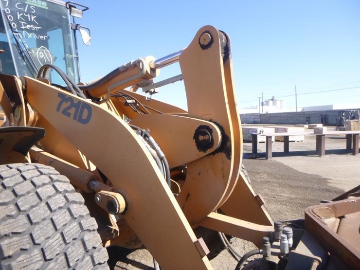 2004-case-721d-image-16