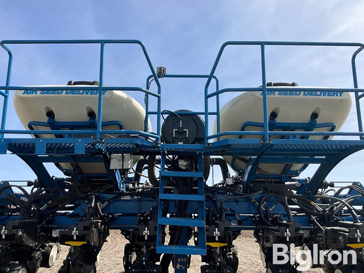 2013-kinze-3660-image-12