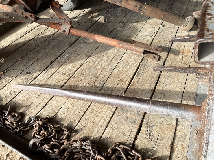 #2396-•-(4)-speared-bale-mover-image-6