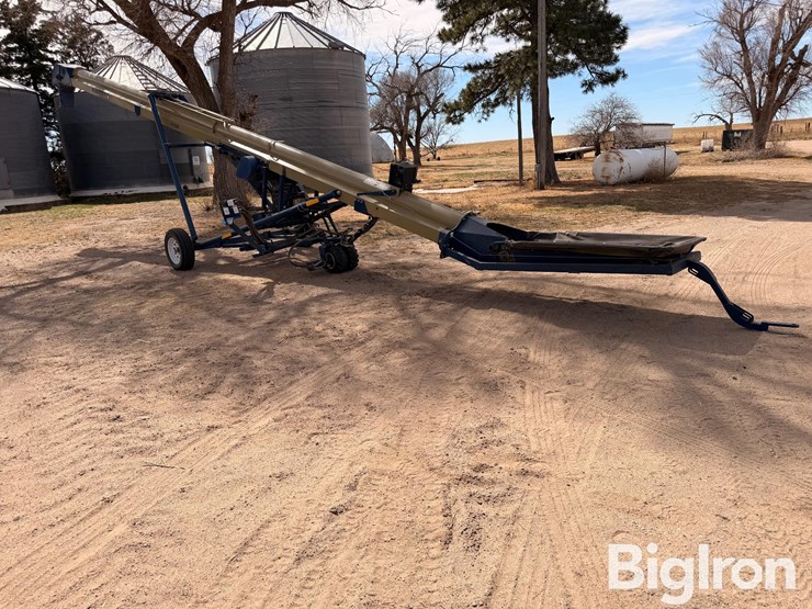 meridian-harvest-fc1545-walking-grain-conveyor-image-3