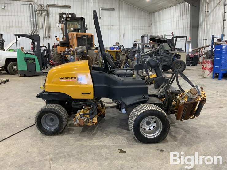 massey-ferguson-730-image-4